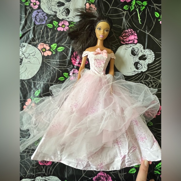 Barbie African-American, ballet doll with gorgeous vintage dress. - Picture 4 of 11